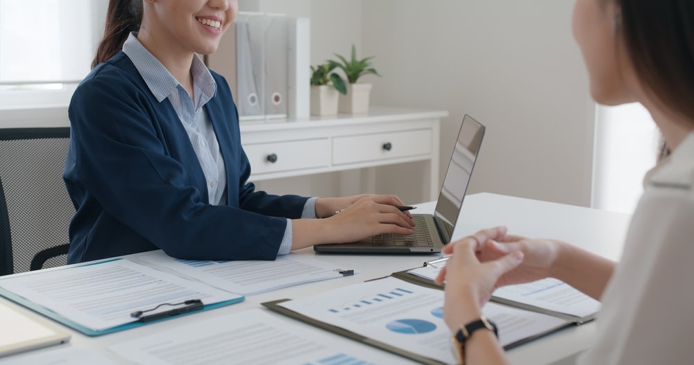 Etre attentif au feeling avec l’agence lors de l’entretien